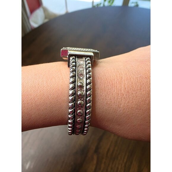 Women's Bella & Rose Quartz Bracelet Watch (need a replacement battery) - Picture 5 of 16